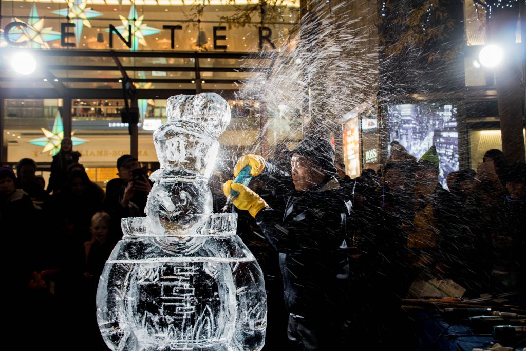 ice sculpting